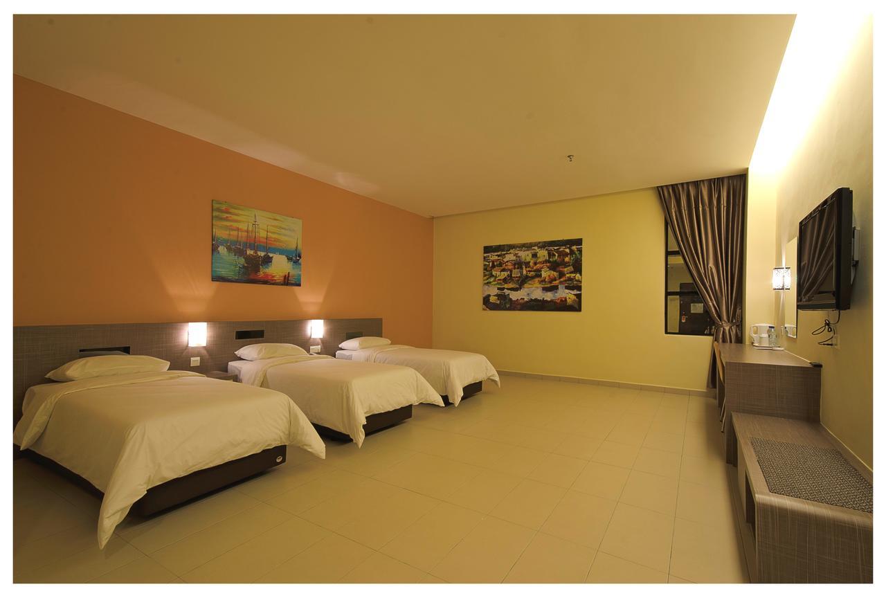 Prime City Express Hotel Kluang Exterior foto